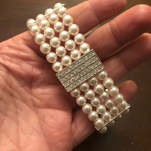 Pearl Rhinestone Bracelet